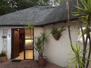 1 Bed Garden Cottage in Lonehill
