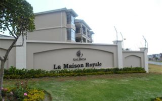 2 Bedroom Apartment in Carlswald Estate