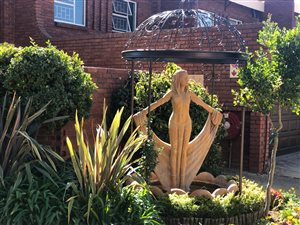 3 Bed Duplex in Elarduspark