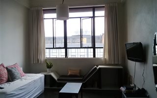 1 Bedroom Apartment in City & Suburban (Maboneng)