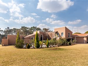 4 Bed House in Overkruin