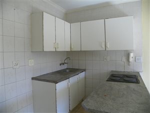 2 Bed Townhouse in Bezuidenhout Valley