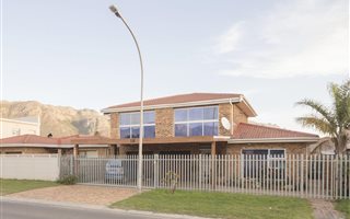 3 Bedroom House in Dobson