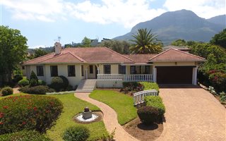 3 Bedroom House in Helderrand
