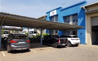 250 m² Industrial space in Randjesfontein