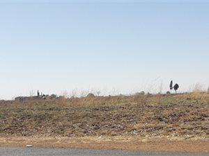 2.2 ha Land available in Ophir AH