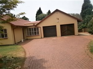 5 Bed House in Constantia Kloof