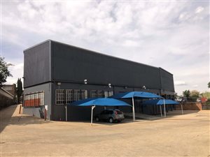 3071 m² Commercial space in Eastgate