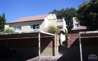 3 Bedroom Simplex in Kensington
