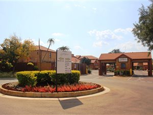 2 Bed House in Willow Park Manor