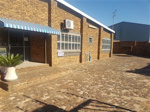 680 m² Commercial space in Springs Central