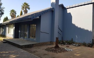 3 Bedroom House in Erasmus