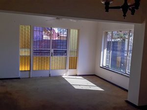 4 Bed House in Rietkuil