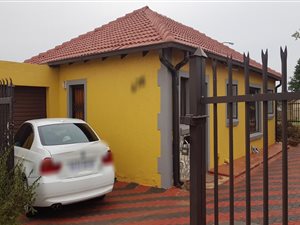 3 Bed House in Clarina
