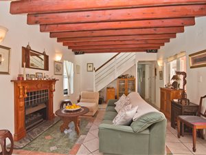 5 Bed House in Plumstead