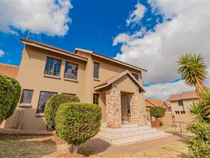 4 Bed House in Brooklands Lifestyle Estate