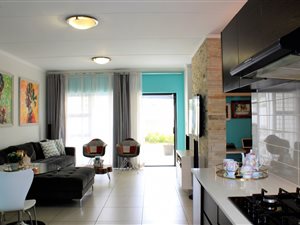 3 Bed Flat in Greenstone Ridge