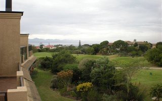 3 Bedroom Townhouse in Mossel Bay Golf Estate