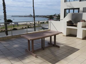 2 Bed Apartment in Santos Bay