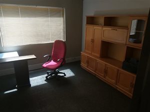 165 m² Office Space in Essenwood