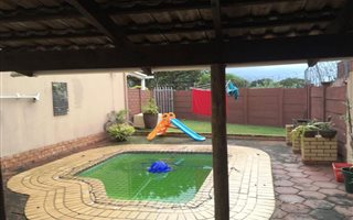 3 Bedroom House in Meerensee