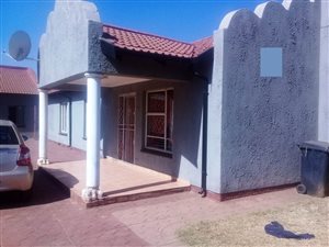 3 Bed House in Lindo Park