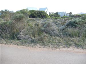 633 m² Land available in Bettys Bay