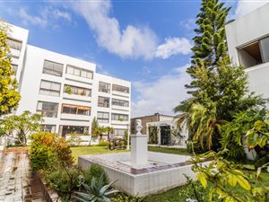 4 Bed Apartment in Stellenbosch Central