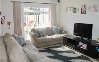3 Bedroom Townhouse in Plumstead