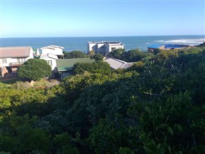 660 m² Land available in Jongensfontein