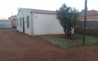 3 Bedroom House in Protea Glen