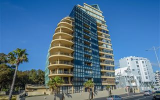 3 Bedroom Apartment in Strand South