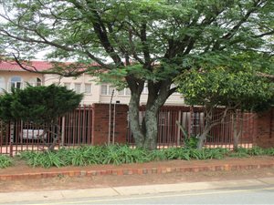 3 Bedroom Apartment in Lynnwood Ridge