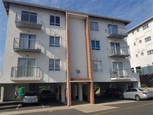 2 Bed Apartment in Oaklands