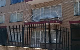 2 Bedroom Apartment in Vereeniging