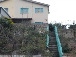 4 Bed House in Risecliff