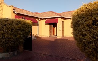 3 Bedroom House in Hughes