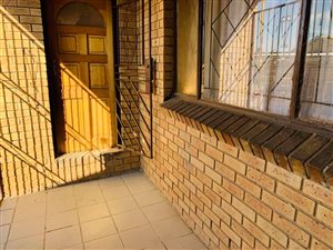 2 Bed House in Tembisa