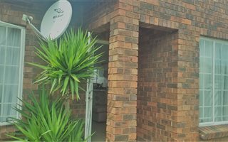 2 Bedroom Townhouse in Bergbron