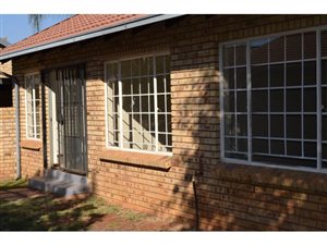 2 Bed Townhouse in La Montagne