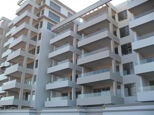 3 Bed Apartment in Herrwood Park