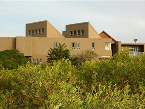 5 Bed House in Boggomsbaai