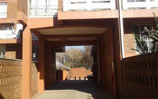 3 Bedroom Duplex in Jeppestown