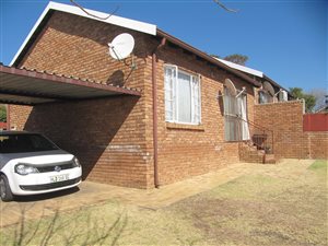 2 Bed Townhouse in Honeydew Ridge