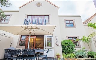 3 Bedroom Townhouse in Boschenmeer Golf Estate