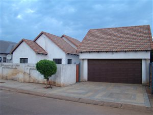 4 Bed Townhouse in Clarina