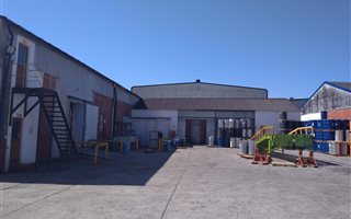900 m² Industrial space in Bellville South