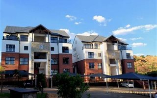 1 Bedroom Townhouse in Oakdene