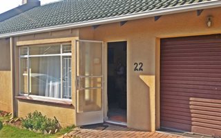 2 Bedroom Apartment in Grobler Park
