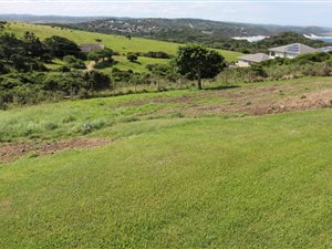 1270 m² Land available in Cintsa